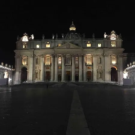 Vatican Rhapsody Appartement *
