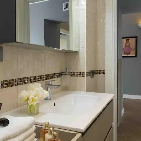 Vatican Rhapsody Рим